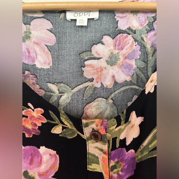 Garden Party Jumpsuit - Floral Sleeveless Jumpsuit with Wide Legs - Picture 6 of 7